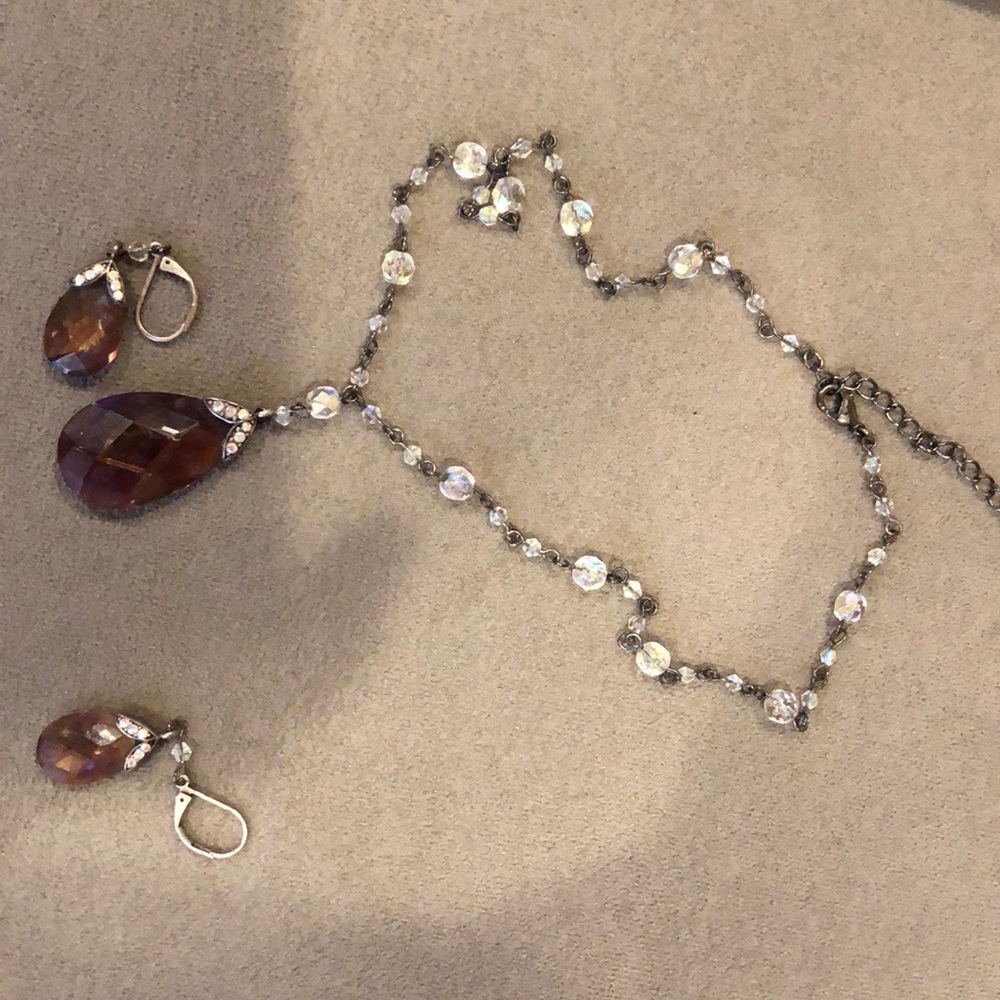 Earring and necklace set